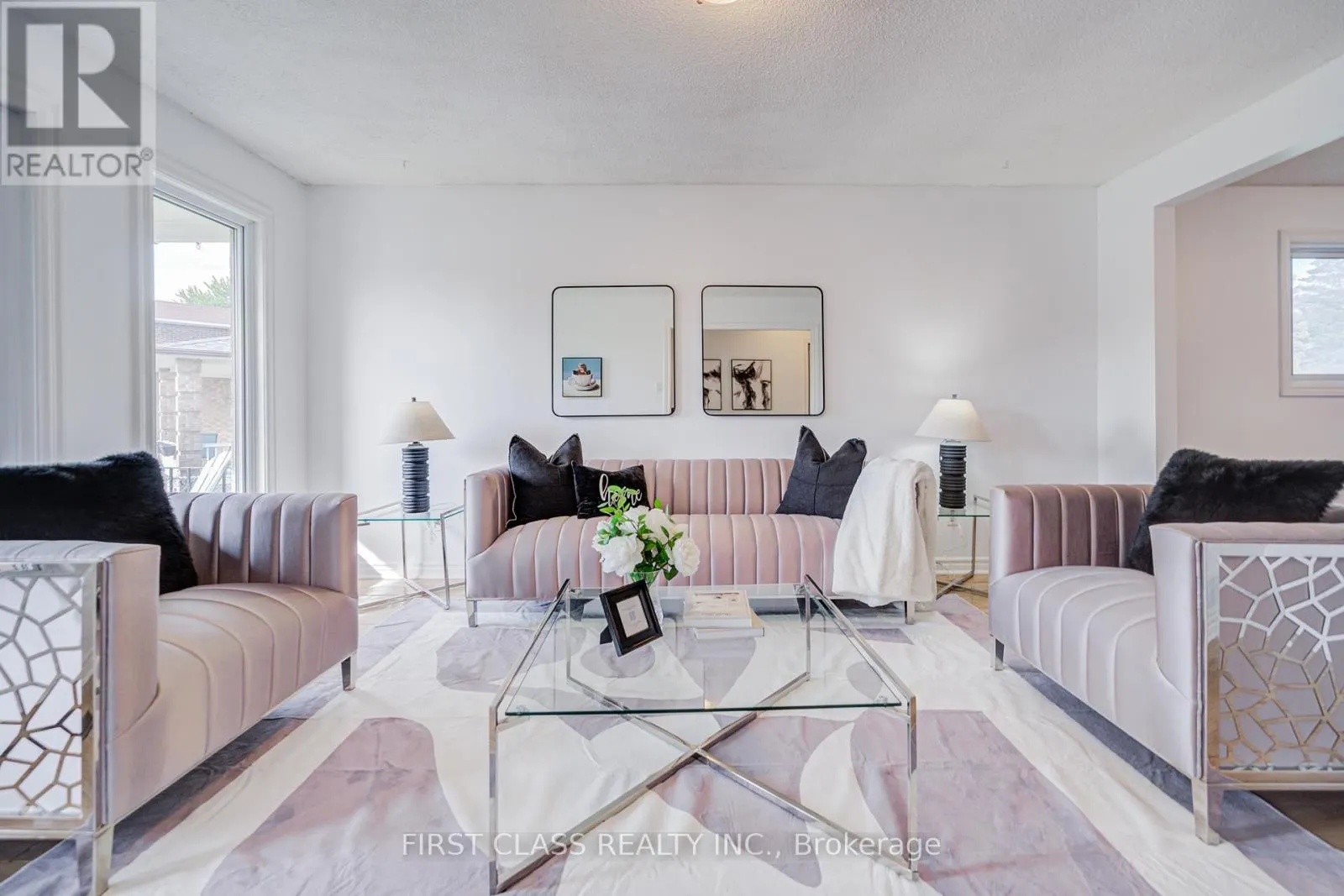 53 TREETOPS COURT