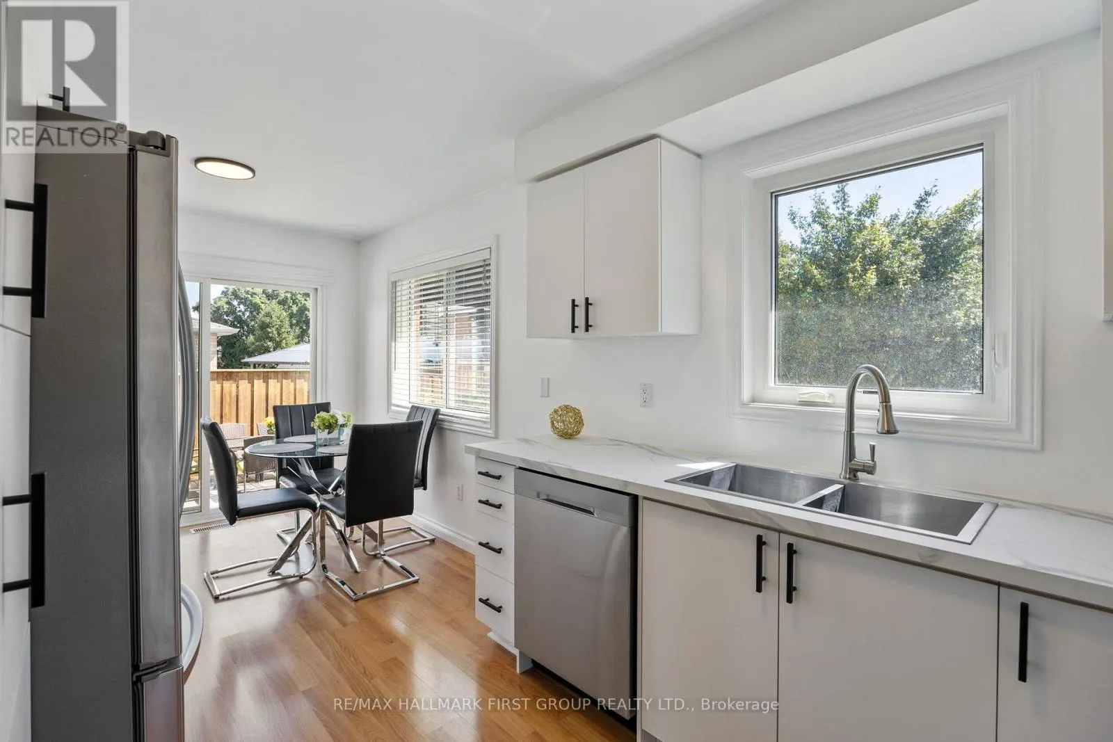 111 CLAYTON CRESCENT