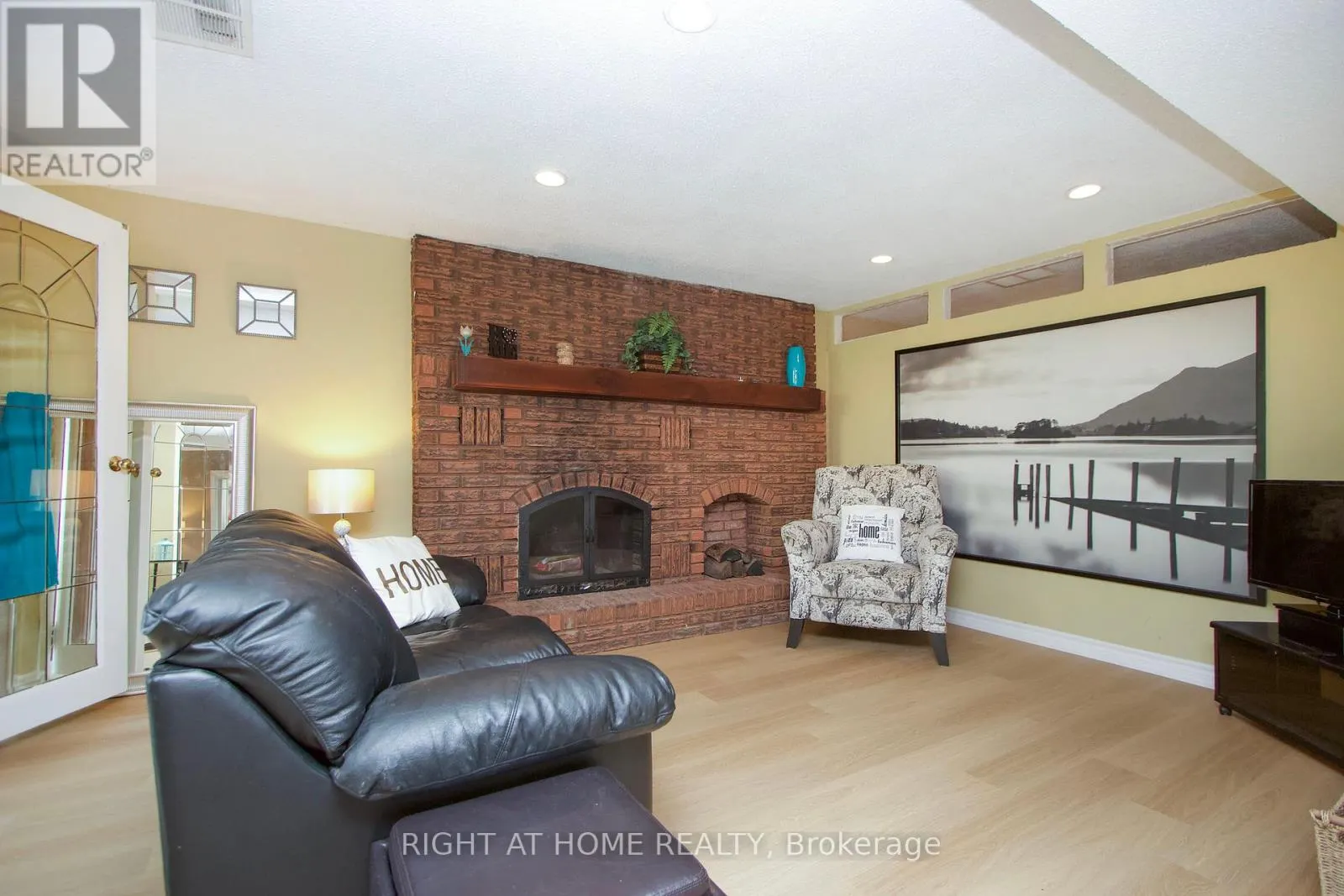102 HIALEAH CRESCENT