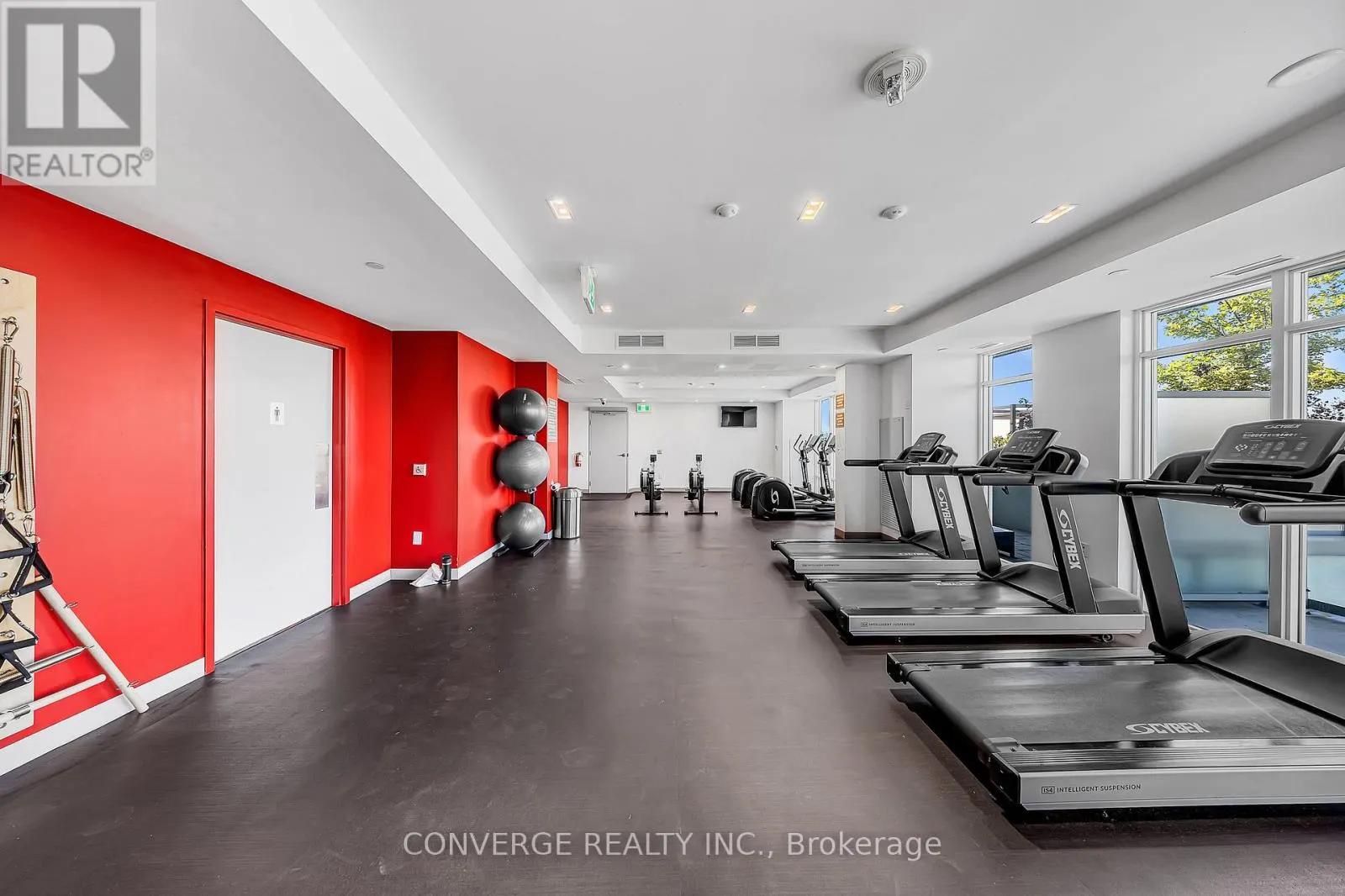1310 - 3220 SHEPPARD AVENUE E