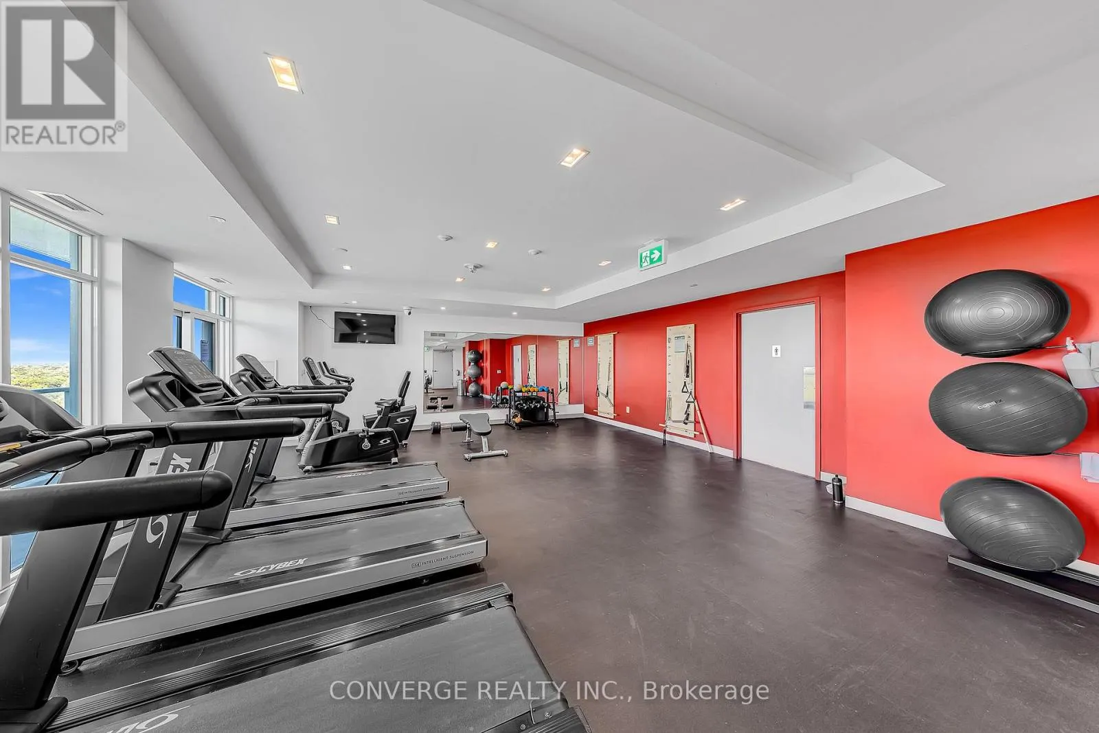 1310 - 3220 SHEPPARD AVENUE E