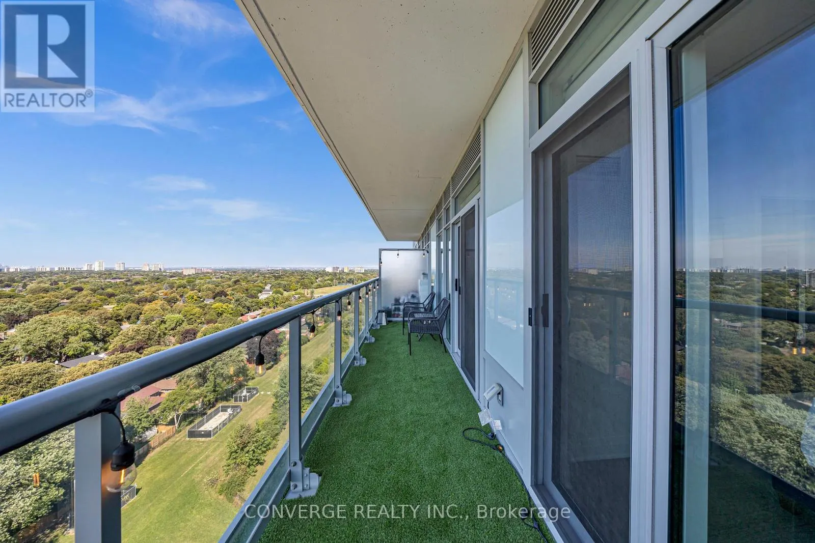 1310 - 3220 SHEPPARD AVENUE E