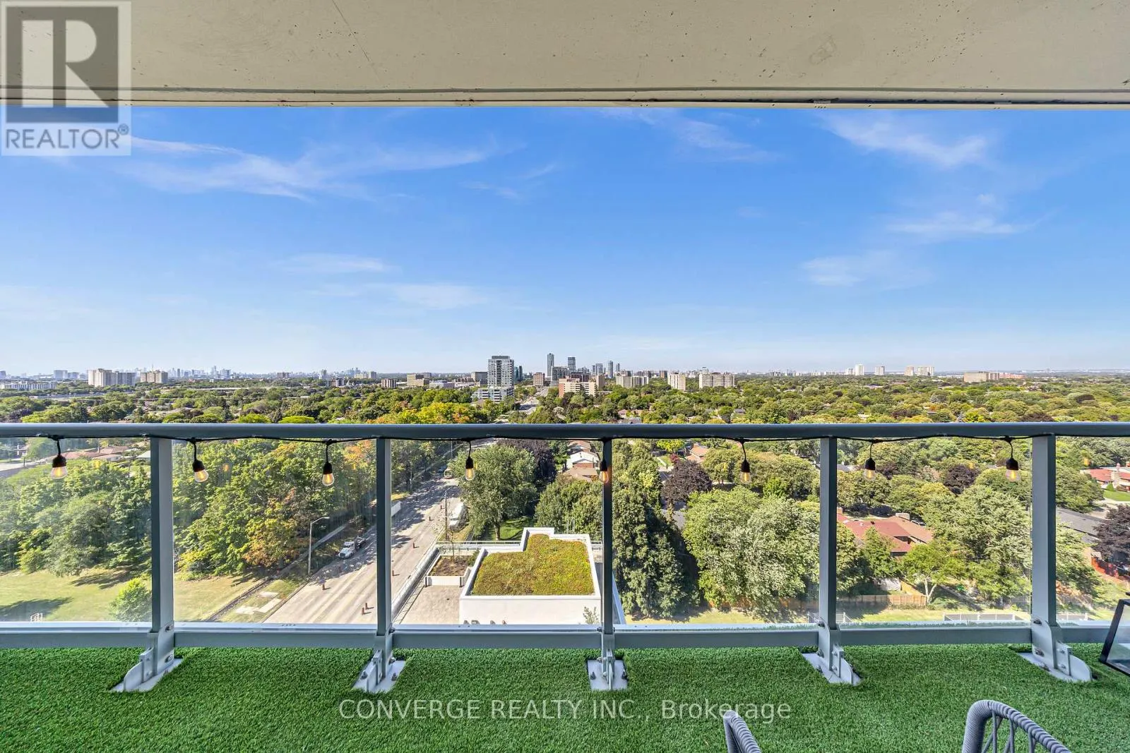 1310 - 3220 SHEPPARD AVENUE E