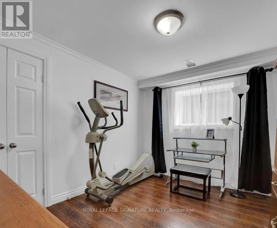 LOWER - 717 KEATES AVENUE