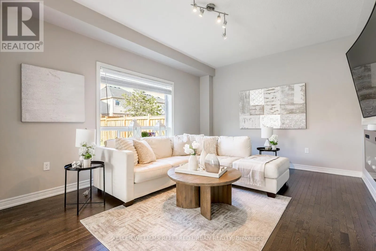 30 HENRY SMITH AVENUE