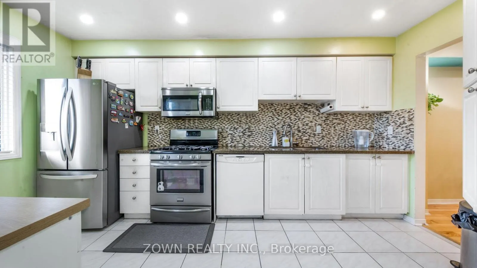 2 - 6 MASON ROAD