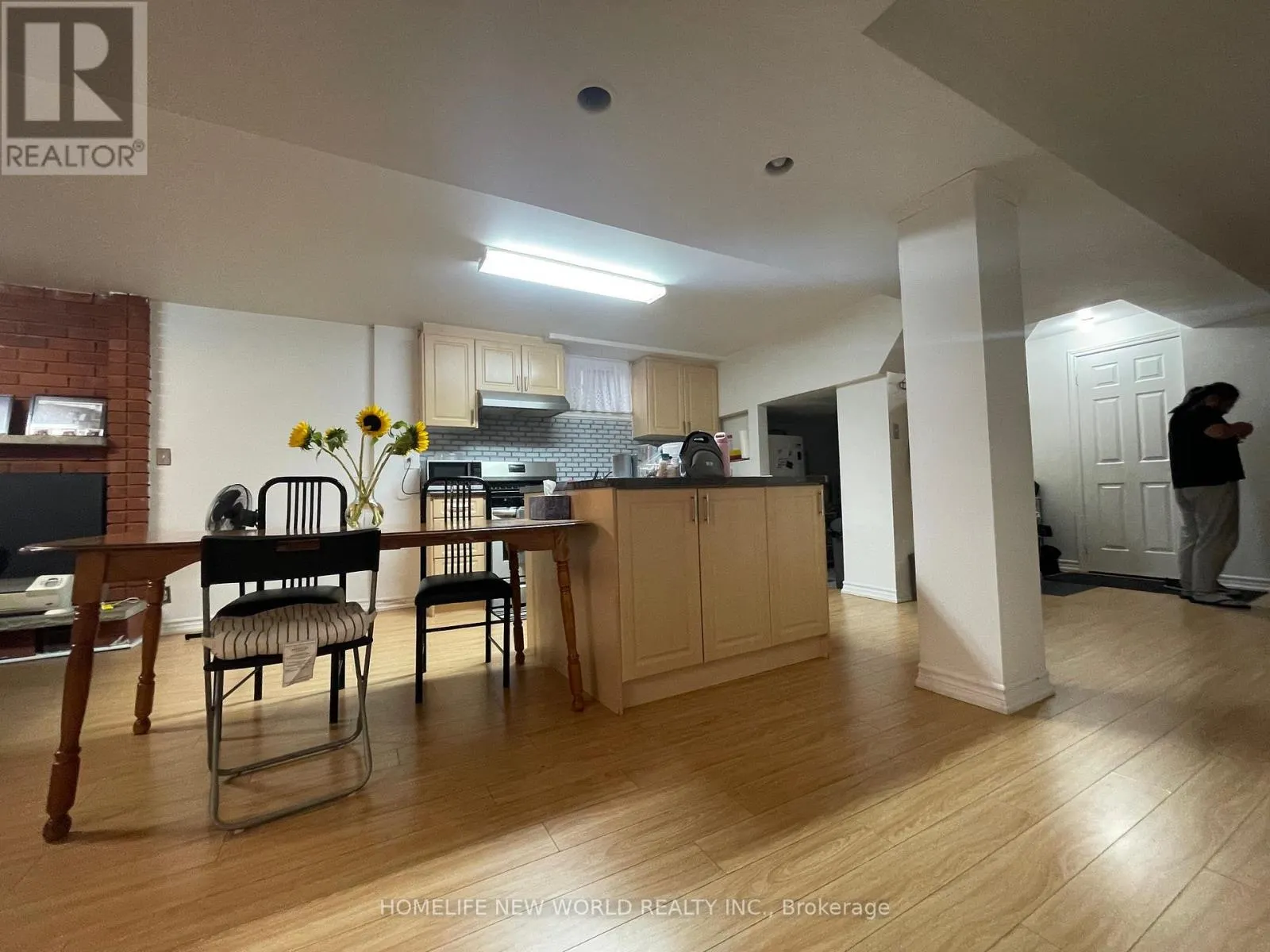 BSM - 6 STONETON DRIVE