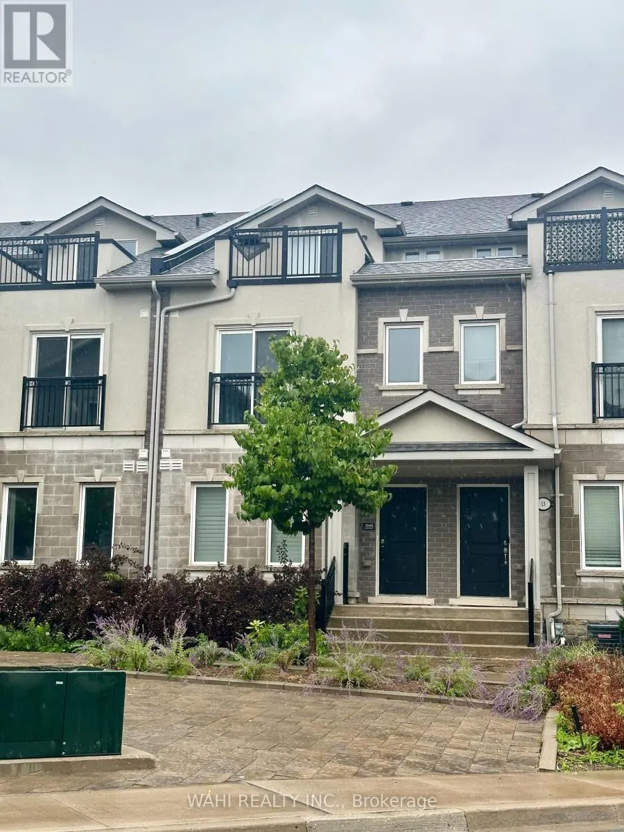 12 - 1040 ELTON WAY