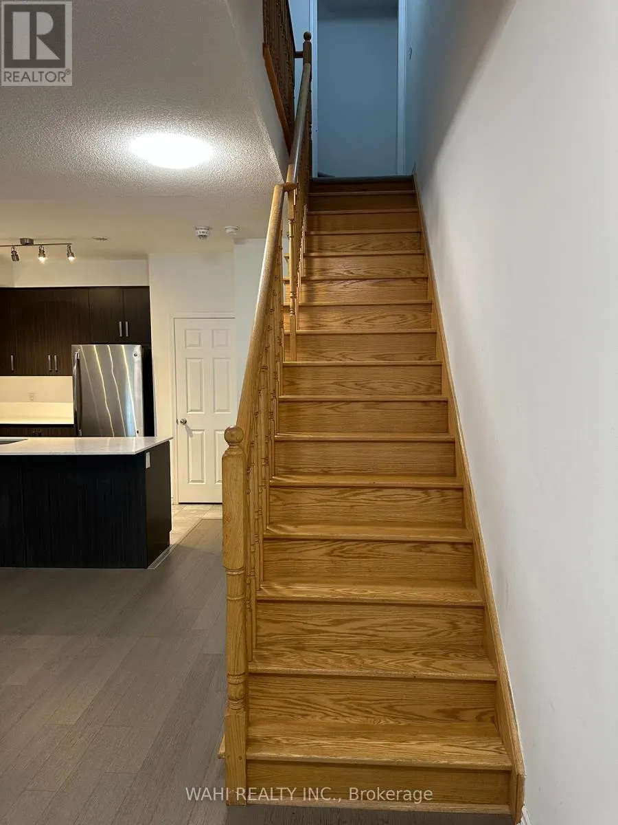 12 - 1040 ELTON WAY