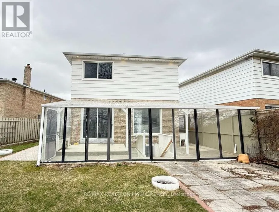 LOWER - 22 HARTLEYWOOD DRIVE