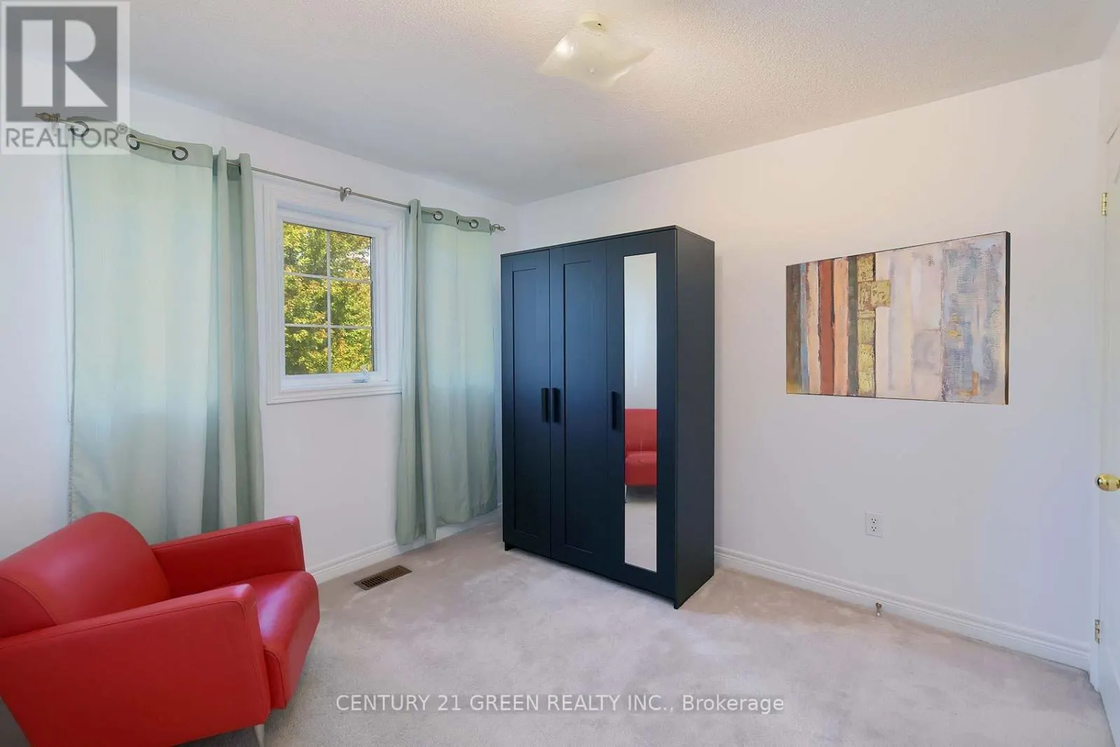 8 LAMPMAN DRIVE