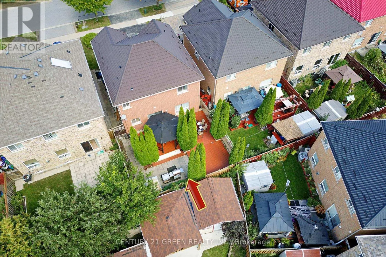 8 LAMPMAN DRIVE