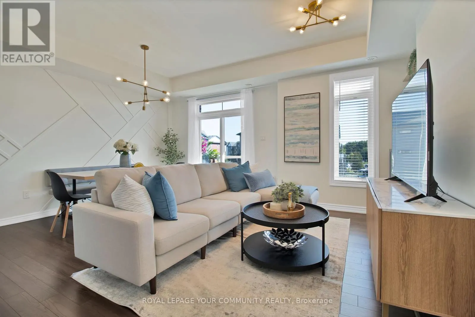 2574 WILLIAM JACKSON DRIVE
