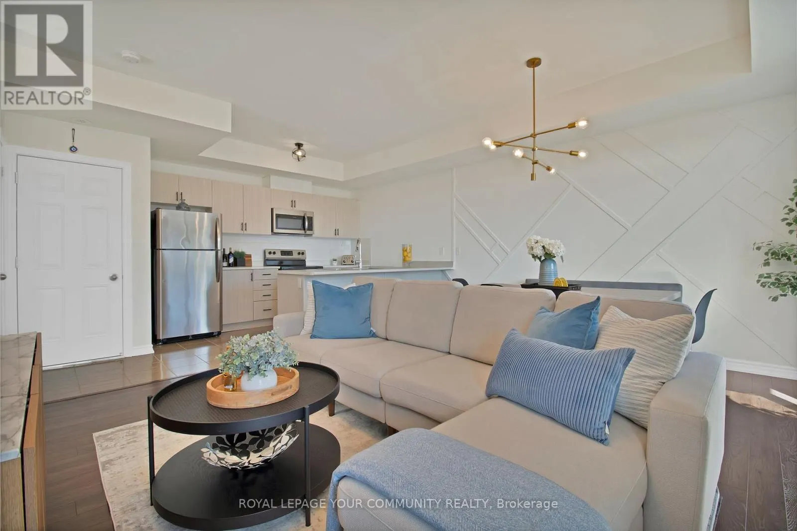 2574 WILLIAM JACKSON DRIVE