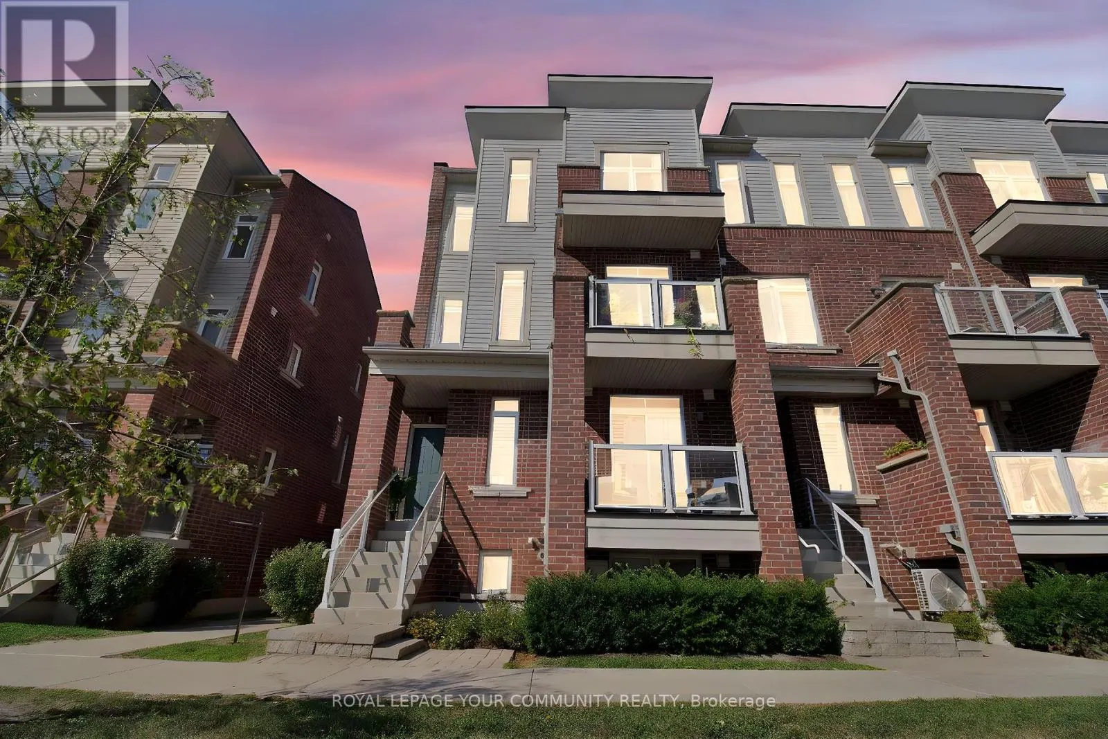 2574 WILLIAM JACKSON DRIVE