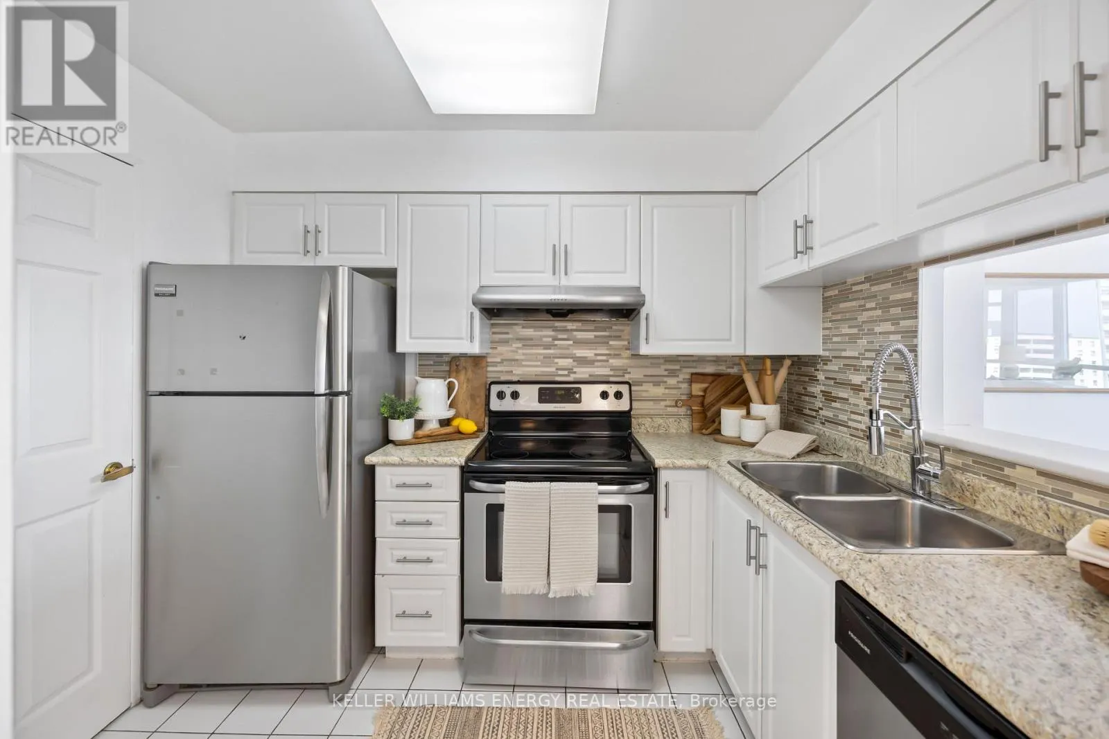 1107 - 3231 EGLINTON AVENUE E, #1107