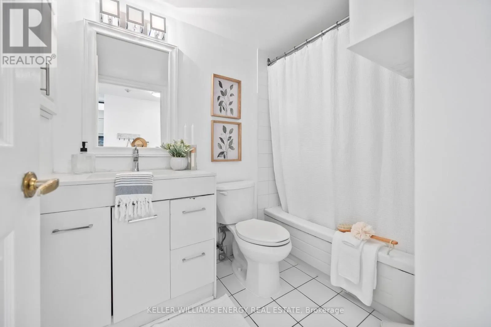 1107 - 3231 EGLINTON AVENUE E, #1107