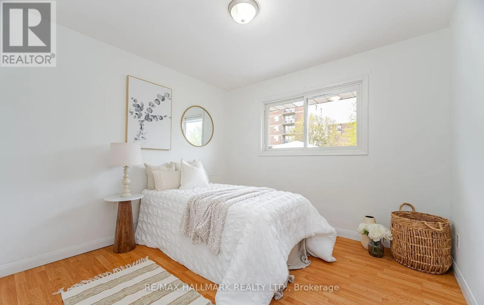 -MAIN LEVEL - 283 PORTER STREET