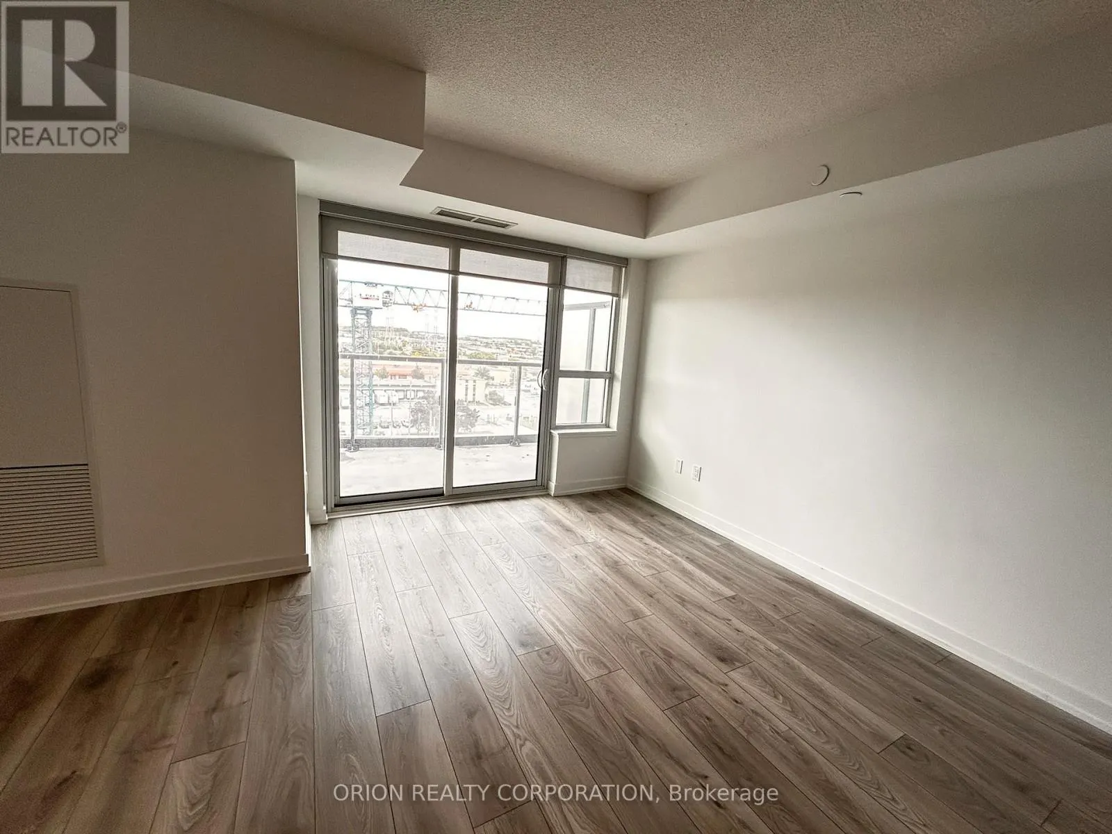 910 - 1455 CELEBRATION DRIVE