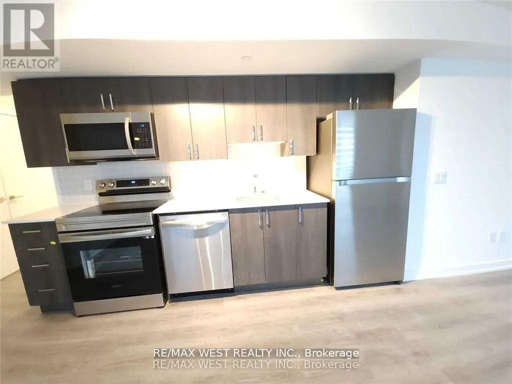 207 - 1480 BAYLY STREET