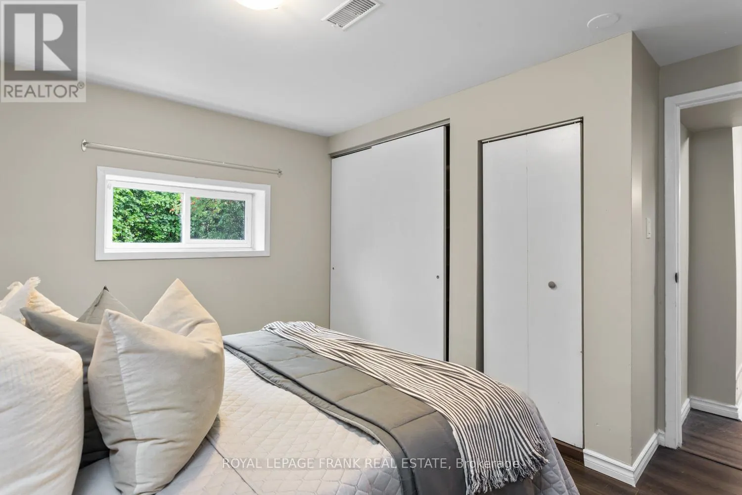 929 SOUTHDOWN DRIVE