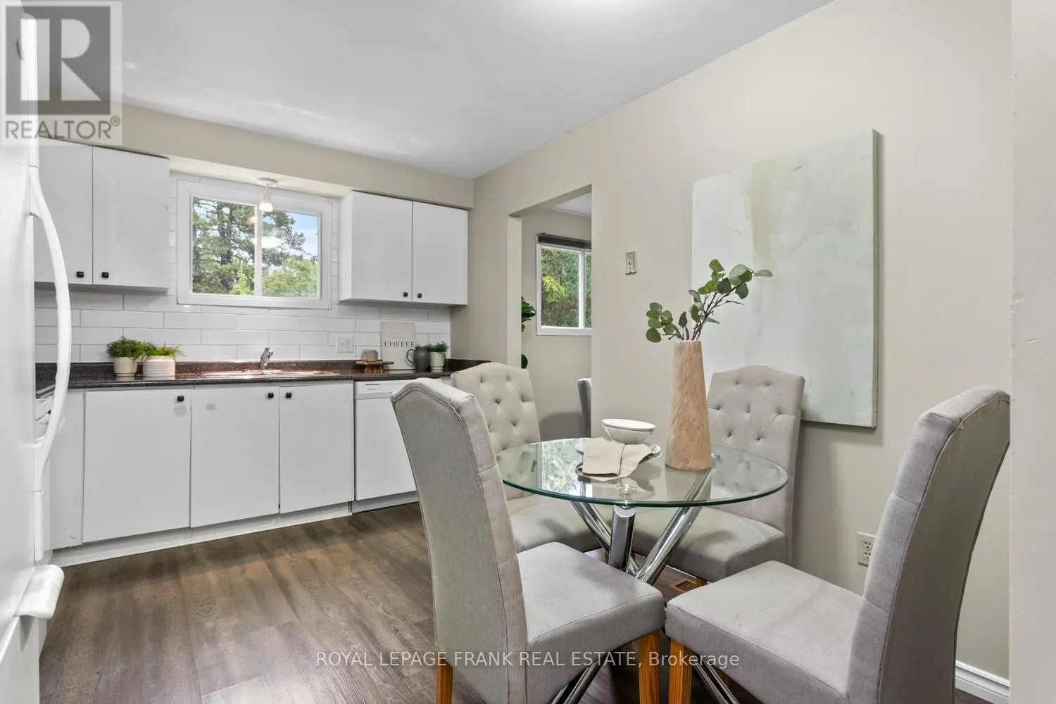 929 SOUTHDOWN DRIVE