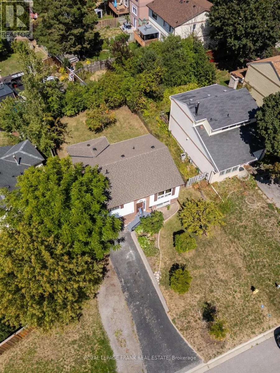 929 SOUTHDOWN DRIVE