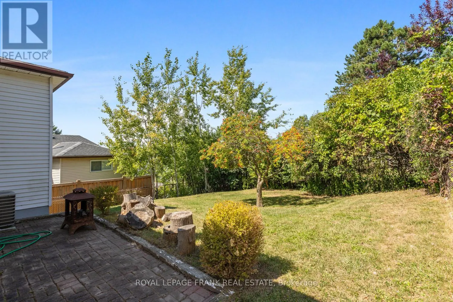 929 SOUTHDOWN DRIVE