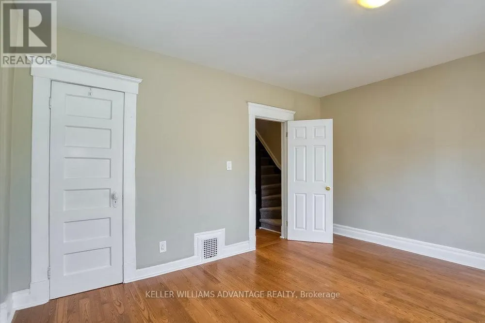 UPPER - 218 BROADVIEW AVENUE