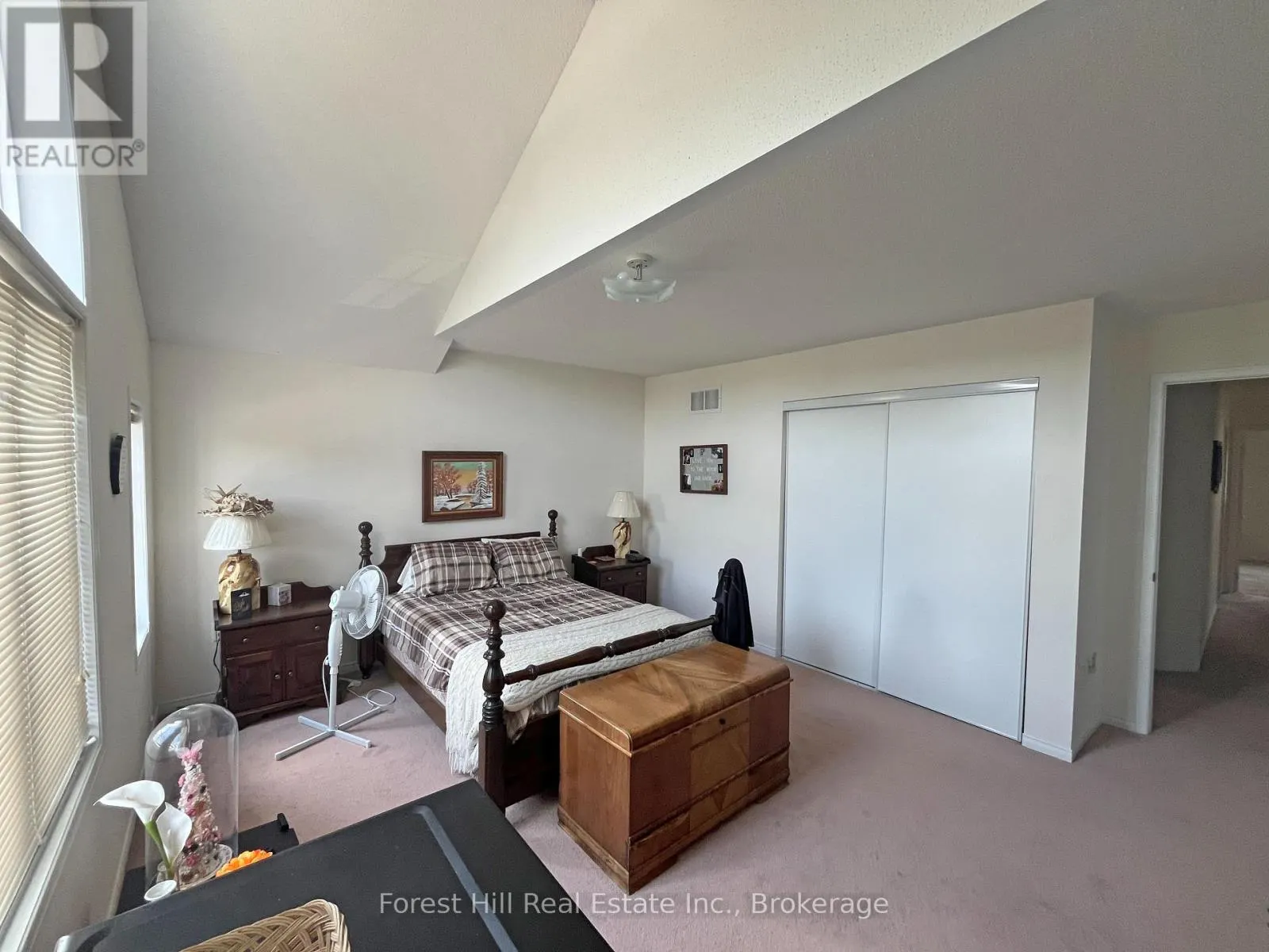 1530 ALDERGROVE DRIVE