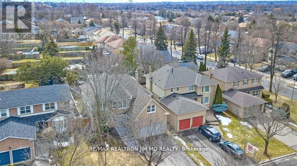 35 FLINT CRESCENT