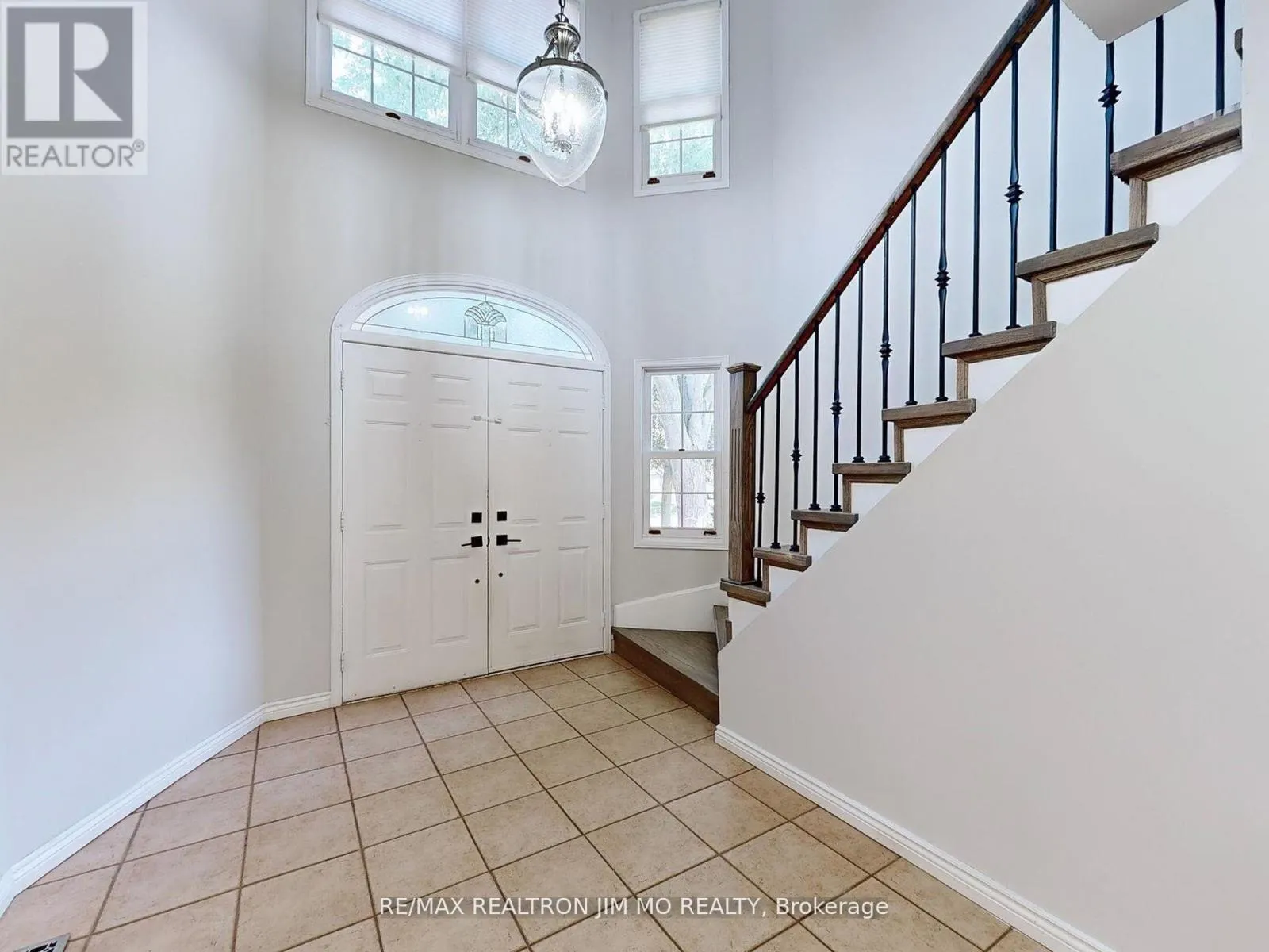 35 FLINT CRESCENT
