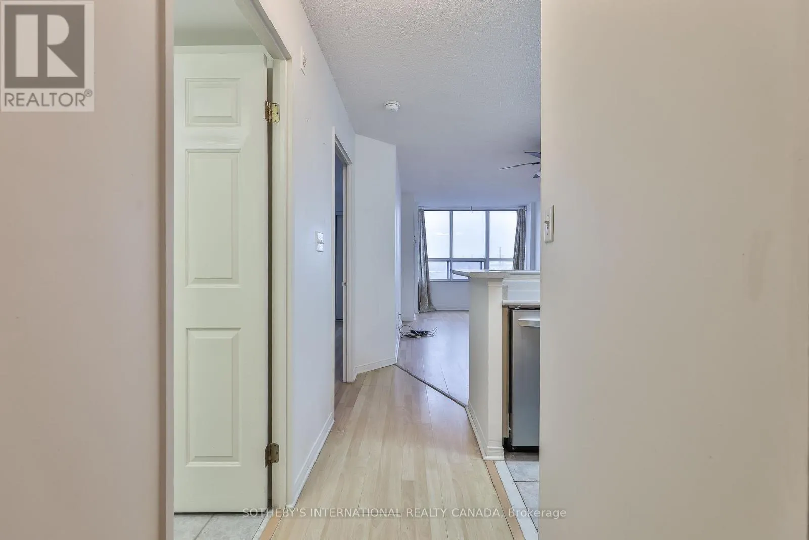 709 - 1625 PICKERING PARKWAY