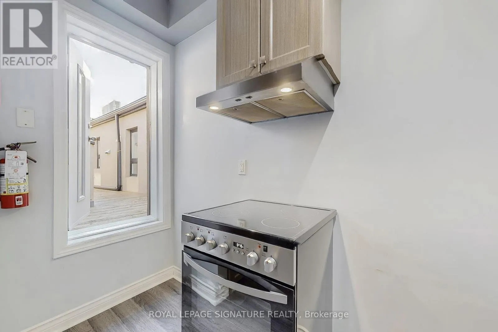 1 - 427 DANFORTH AVENUE