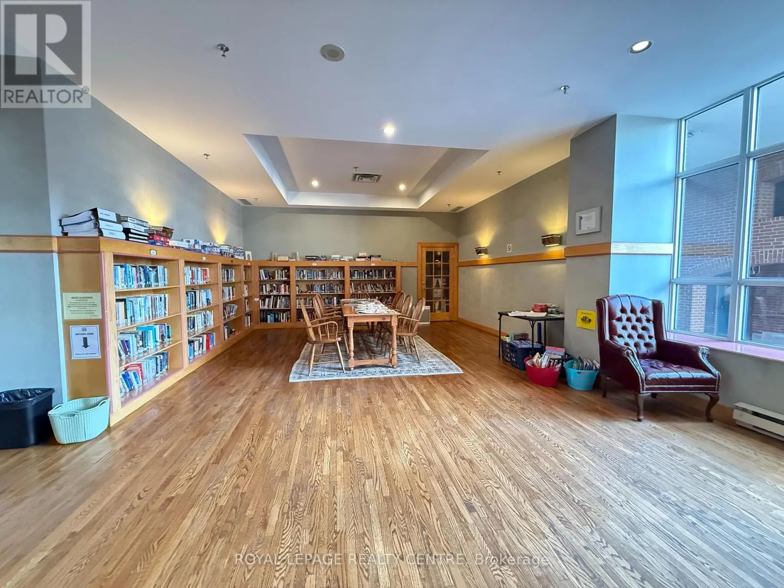 628 - 1091 KINGSTON ROAD