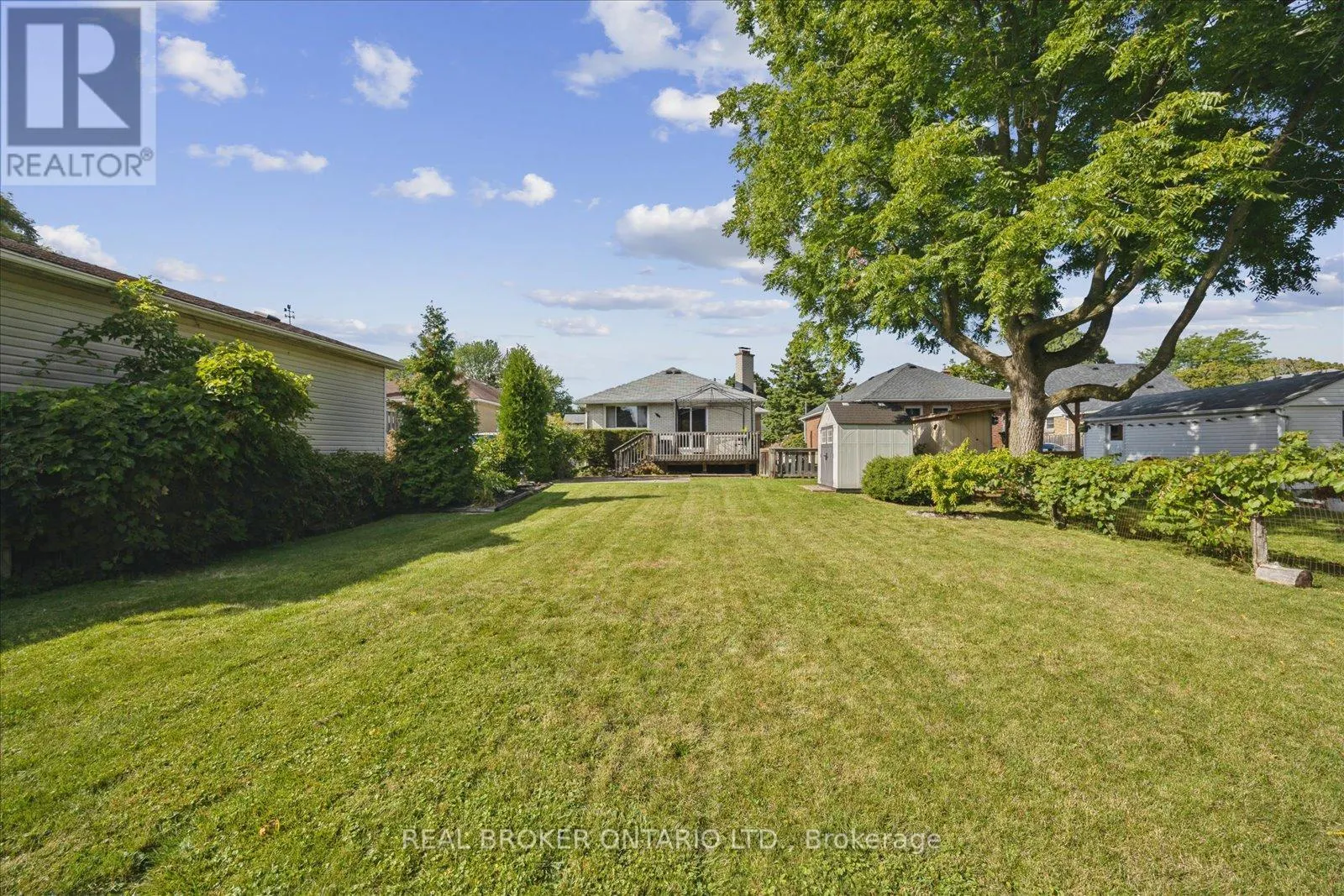 89 PONTIAC AVENUE