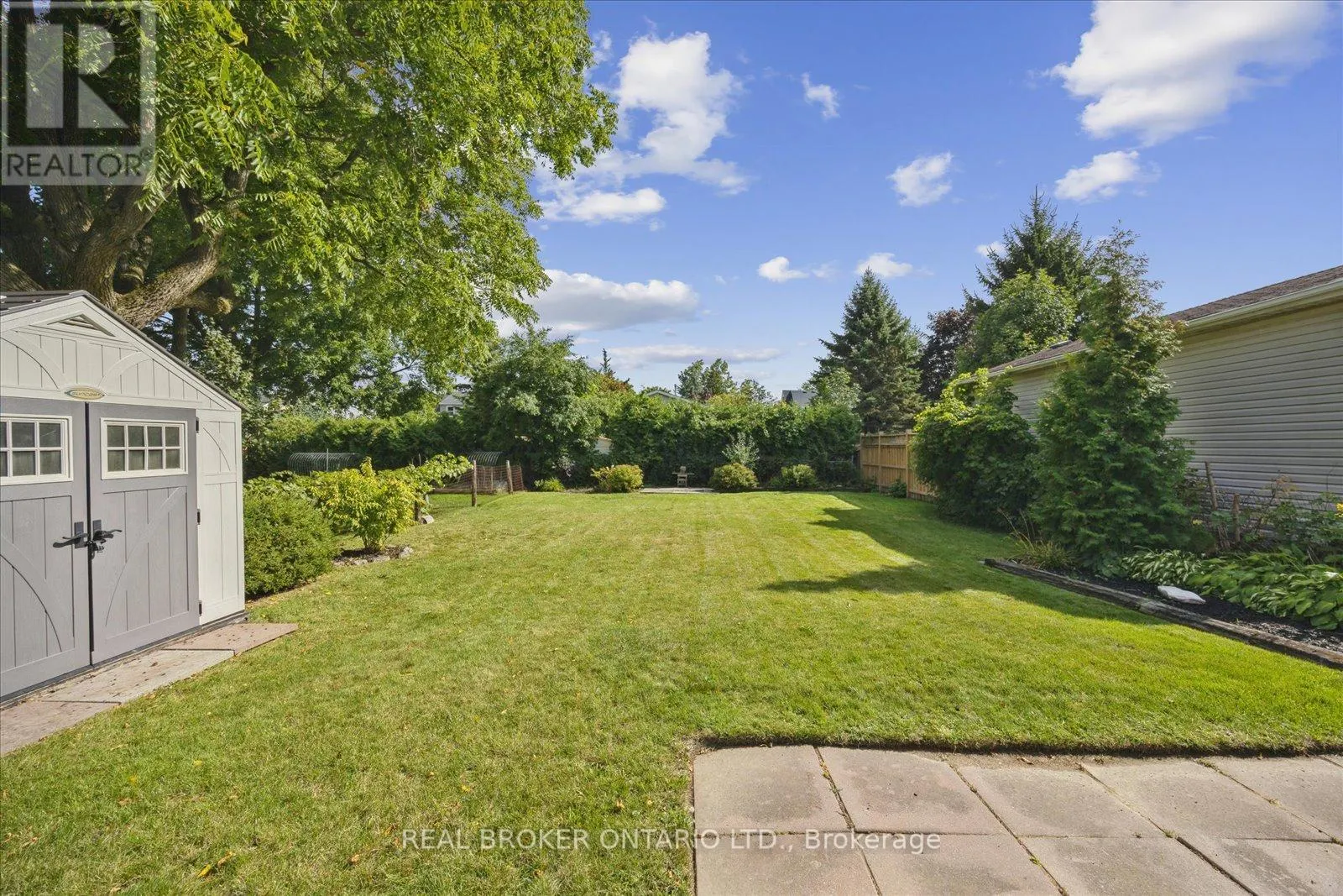 89 PONTIAC AVENUE