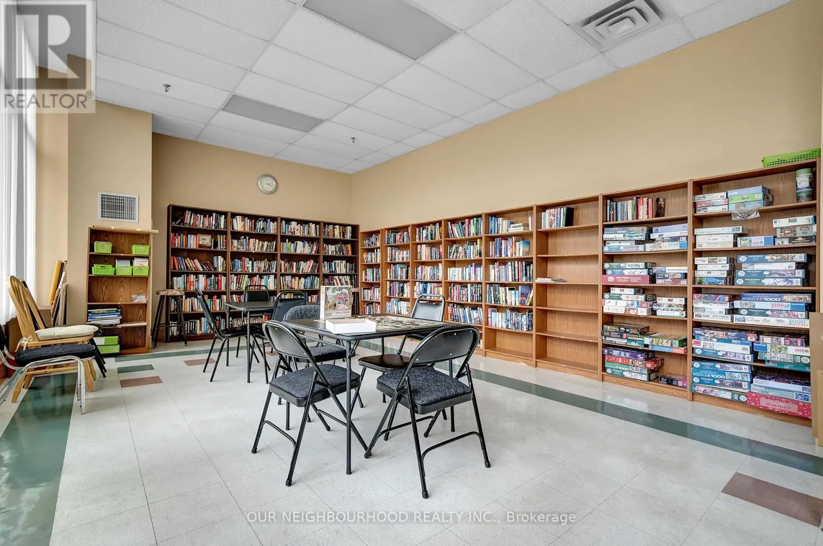 304 - 25 CUMBERLAND LANE, #304