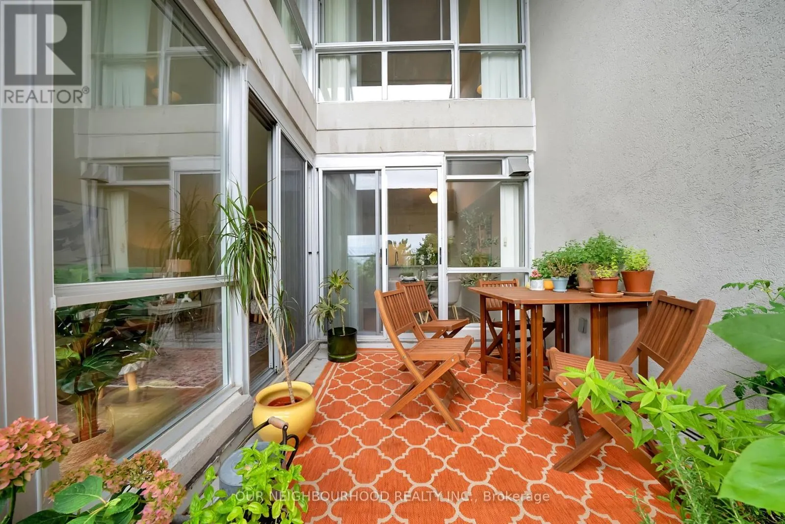 304 - 25 CUMBERLAND LANE, #304