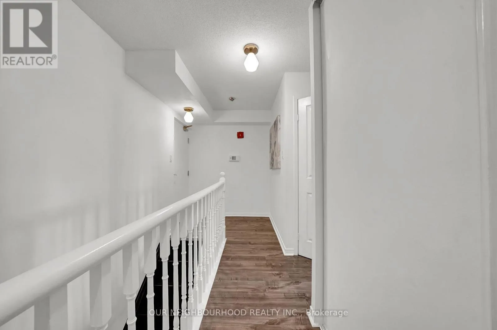 304 - 25 CUMBERLAND LANE, #304