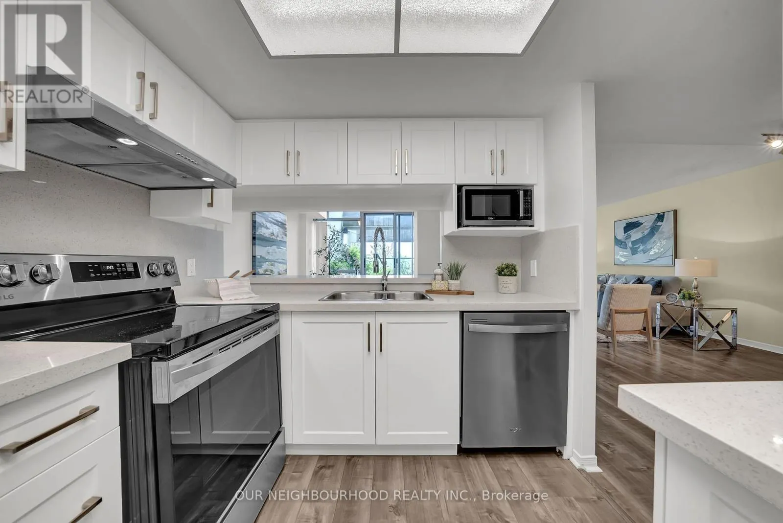 304 - 25 CUMBERLAND LANE, #304