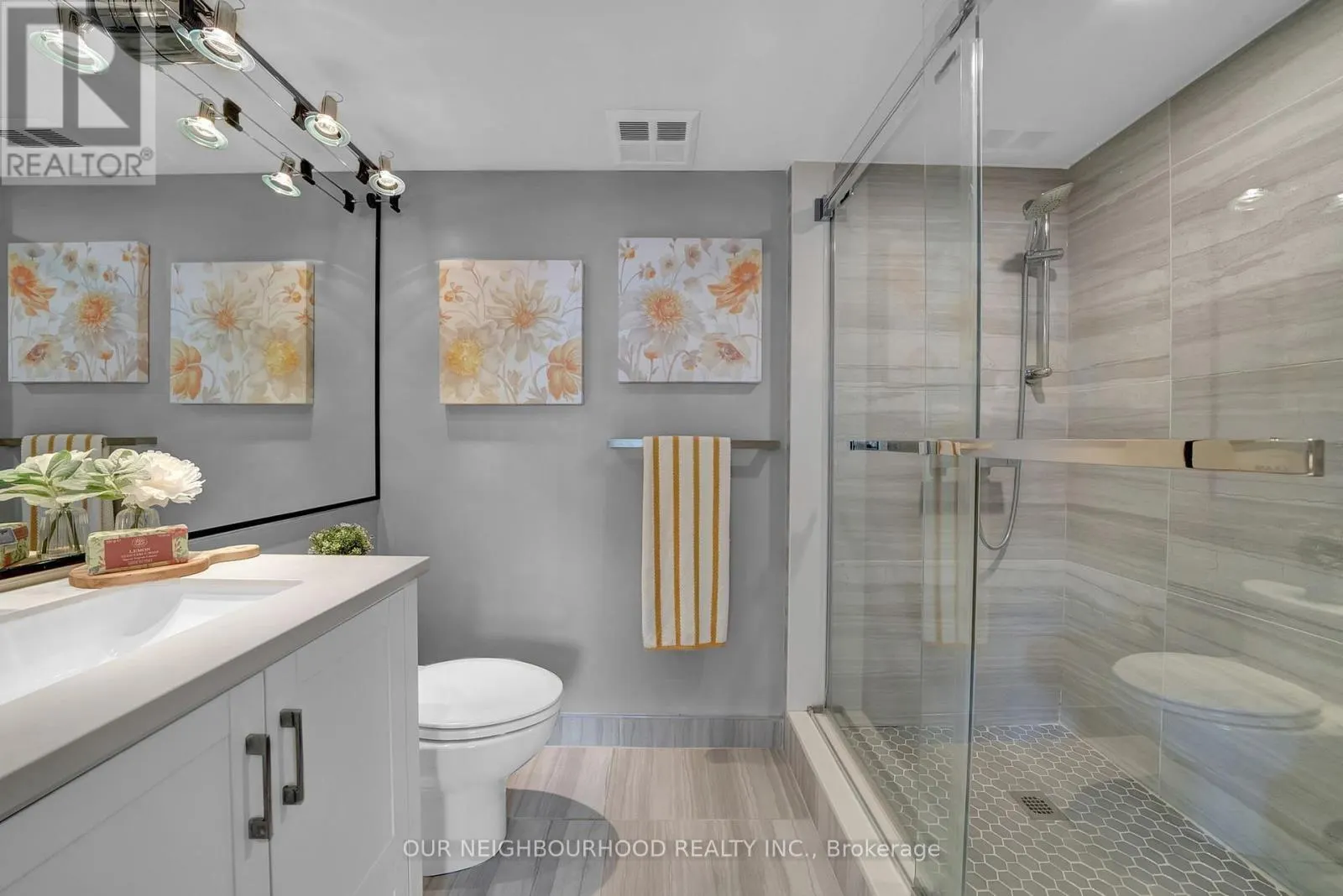 304 - 25 CUMBERLAND LANE, #304