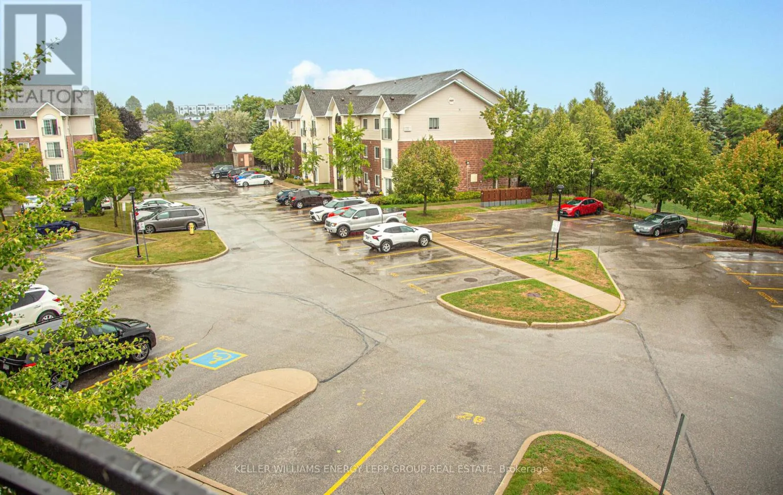 301 - 91 ASPEN SPRINGS DRIVE, #301