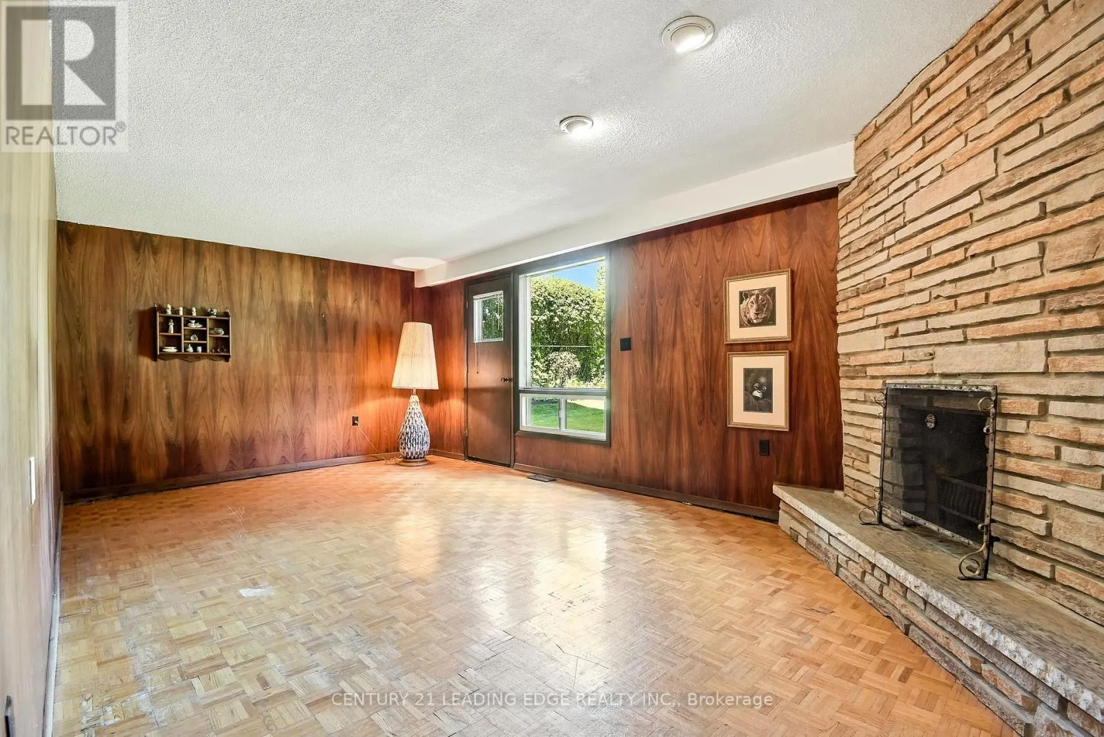 154 SWITZER DRIVE