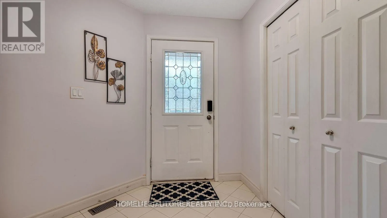979 COPPERFIELD DRIVE