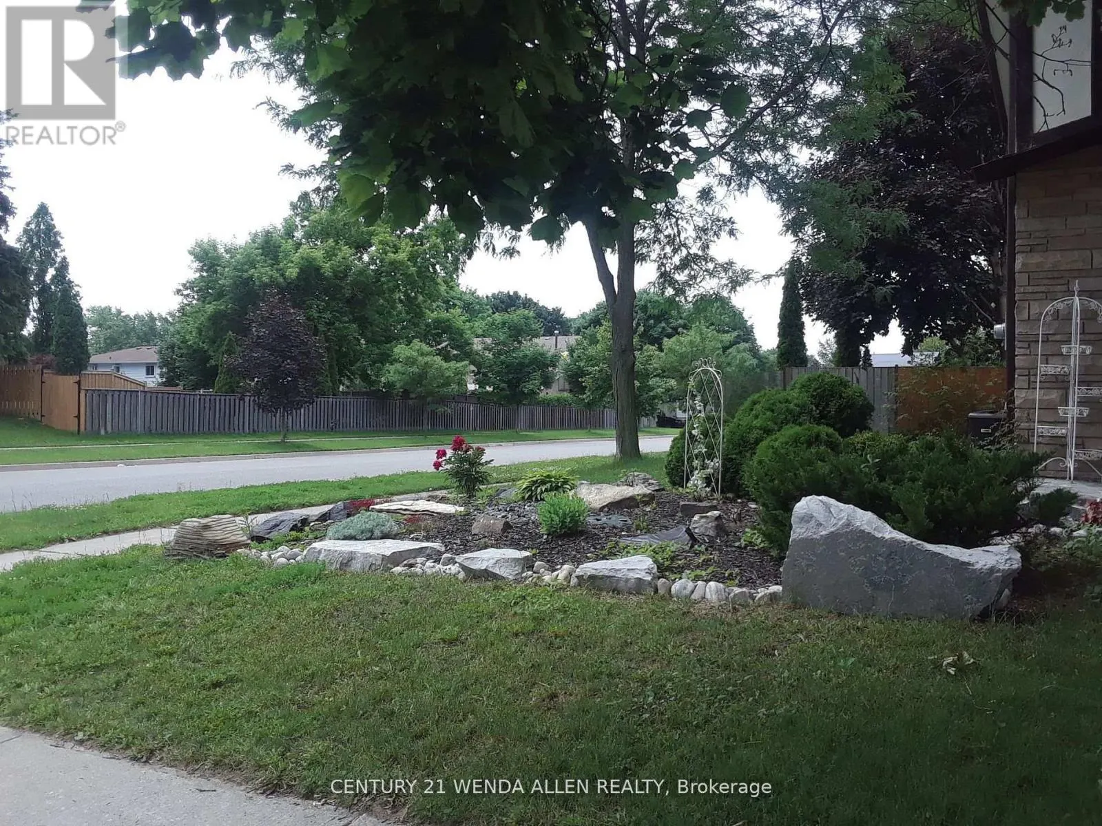 2 RIBBLESDALE DRIVE