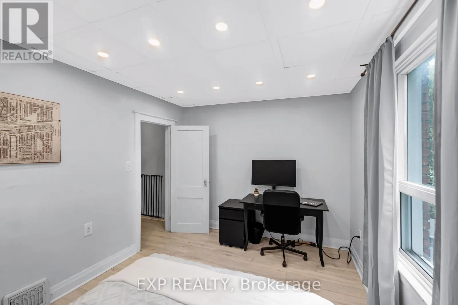 298 GAINSBOROUGH ROAD