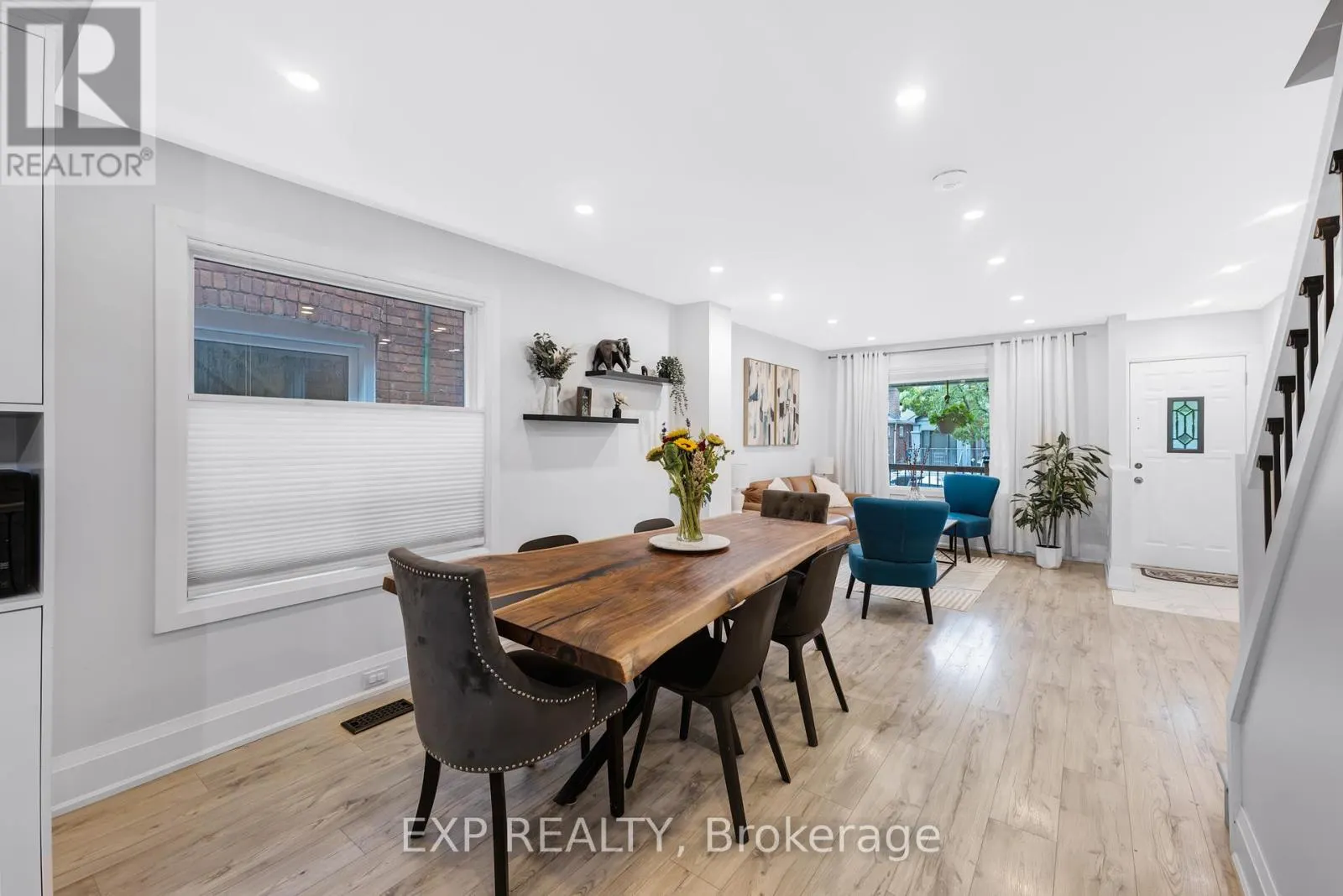 298 GAINSBOROUGH ROAD