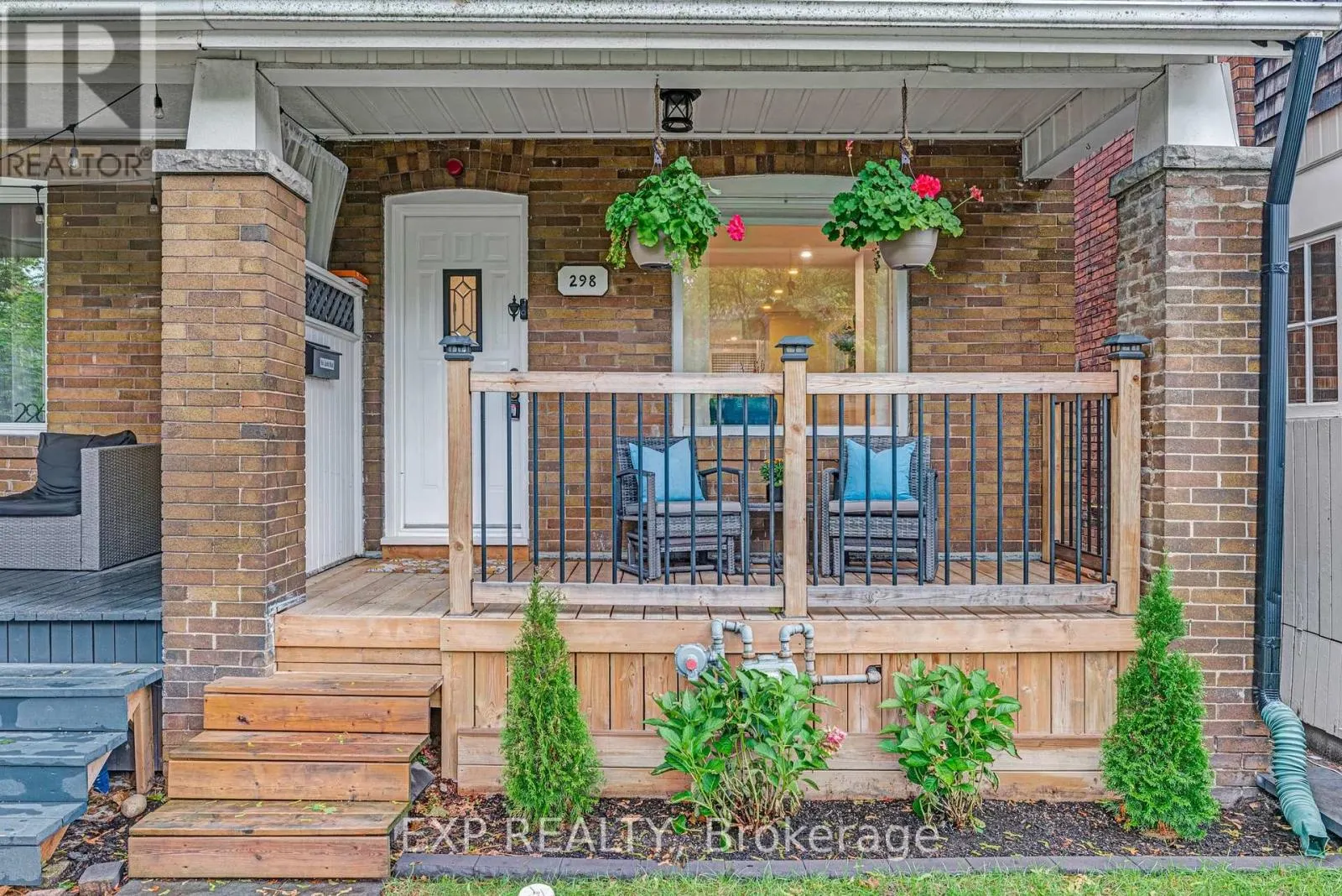 298 GAINSBOROUGH ROAD