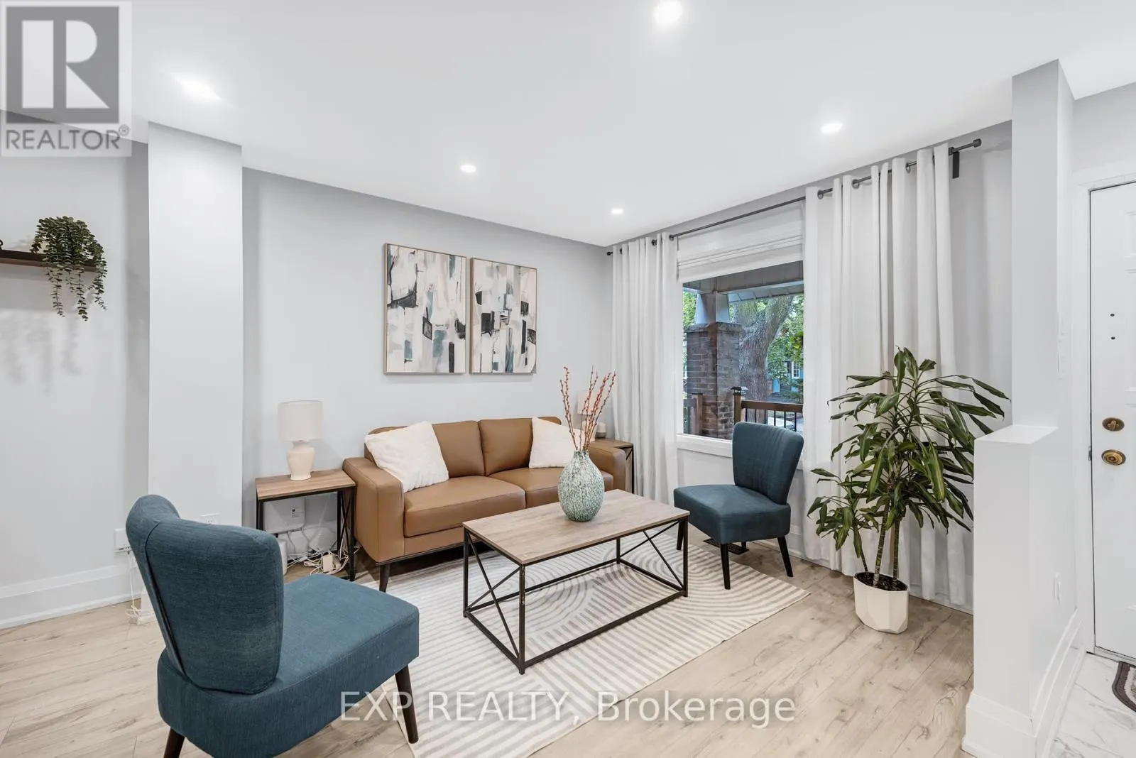 298 GAINSBOROUGH ROAD